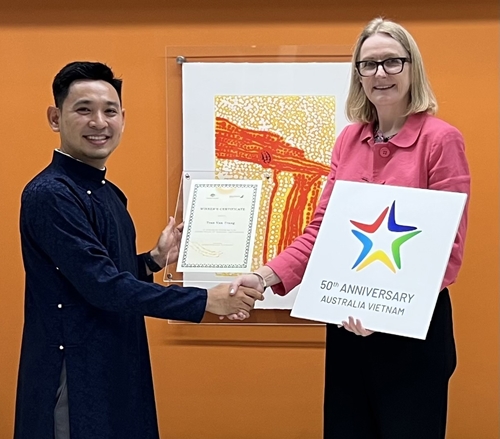 Công bố người thắng giải cuộc thi thiết kế logo 50 năm quan hệ Australia-Vietnam


